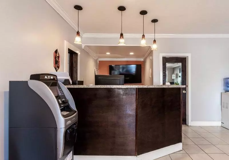 Мотель Augusta Downtown