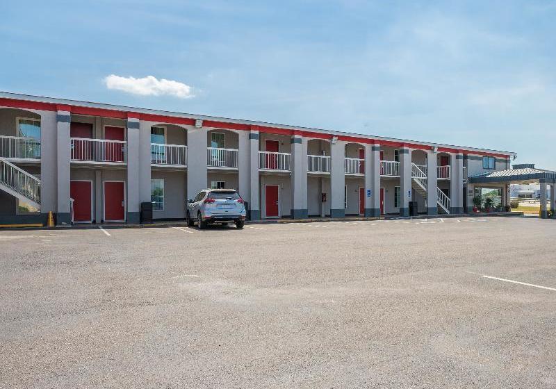 مُتل Augusta Downtown