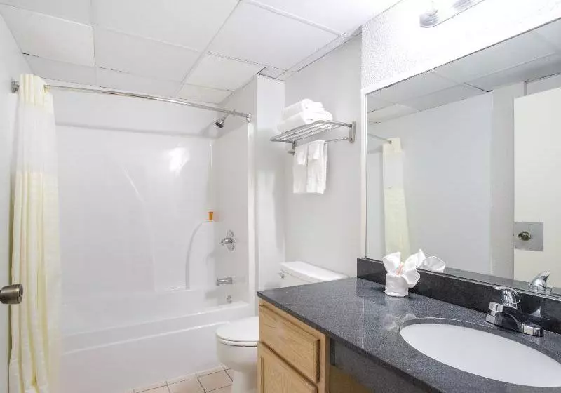 Мотель Augusta Downtown