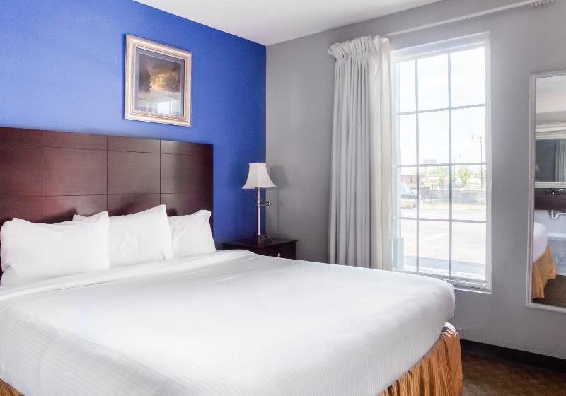 مُتل Augusta Downtown