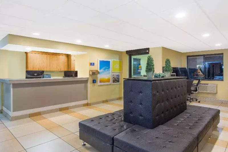 فندق على الطريق Days Inn By Wyndham Leominster/fitchburg Area