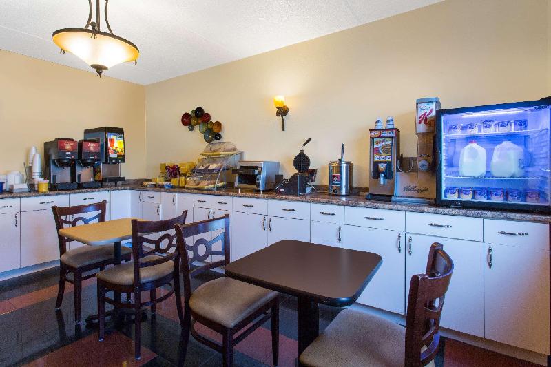 מוטל Days Inn By Wyndham Leominster/fitchburg Area