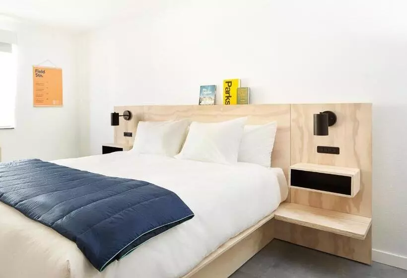 汽车旅馆  Field Station Moab