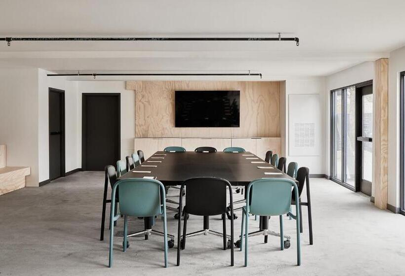 مُتل Field Station Moab