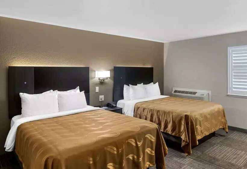 فندق على الطريق Quality Inn Kettleman City Near Hwy 41