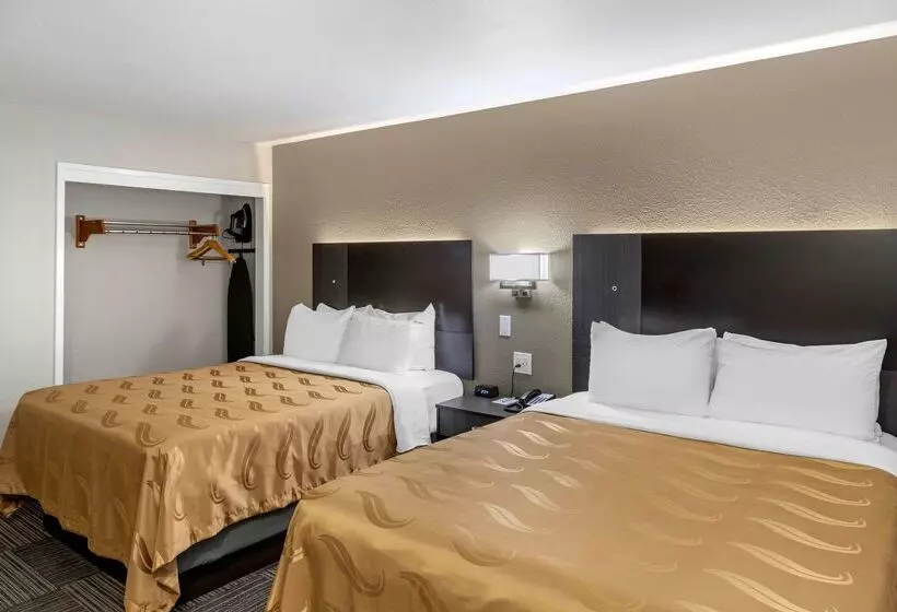 فندق على الطريق Quality Inn Kettleman City Near Hwy 41