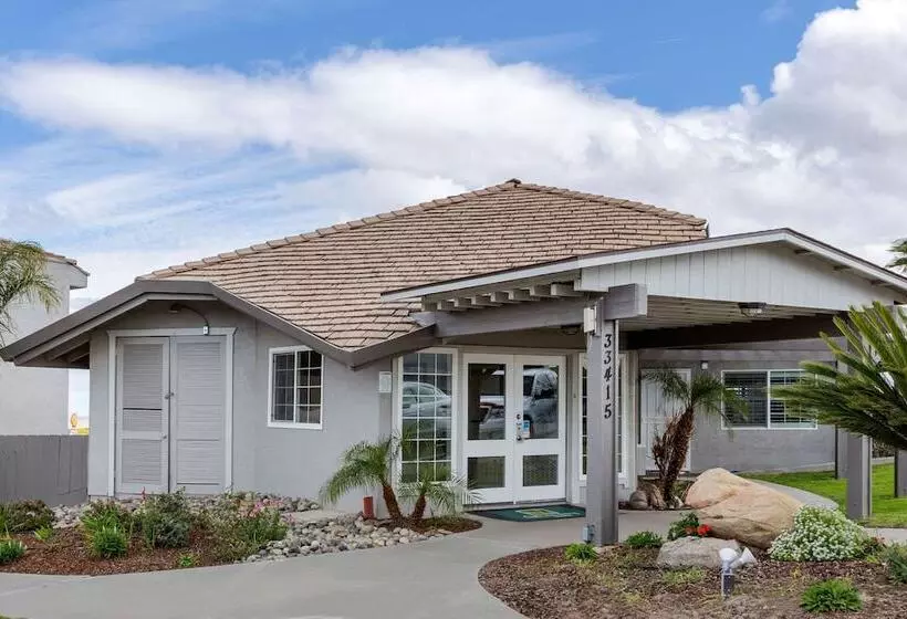 فندق على الطريق Quality Inn Kettleman City Near Hwy 41