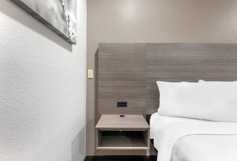 מוטל Red Roof Inn Suffolk