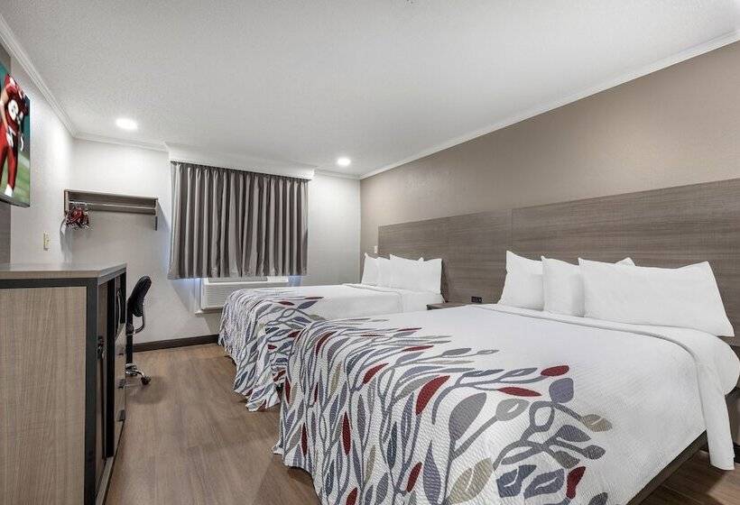 מוטל Red Roof Inn Suffolk