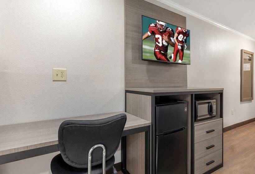 מוטל Red Roof Inn Suffolk