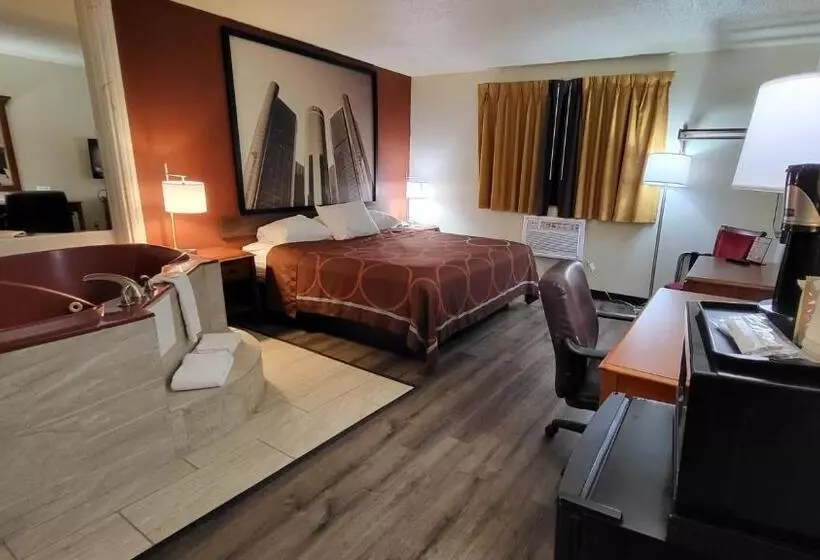 汽车旅馆  Super 8 By Wyndham Canton/livonia Area