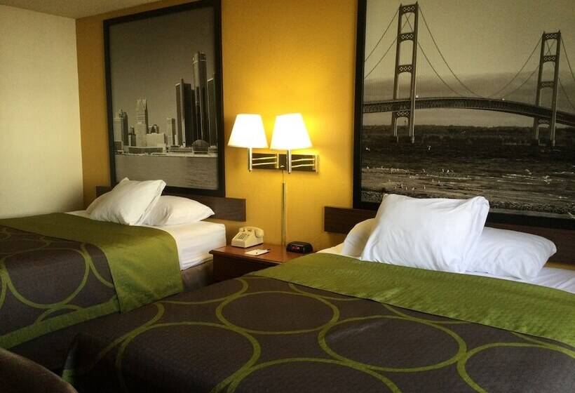 فندق على الطريق Super 8 By Wyndham Canton/livonia Area