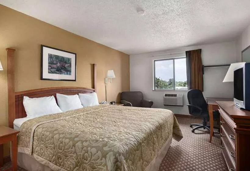 汽车旅馆  Super 8 By Wyndham Canton/livonia Area