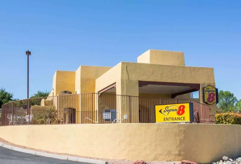 فندق على الطريق Super 8 By Wyndham Cottonwood