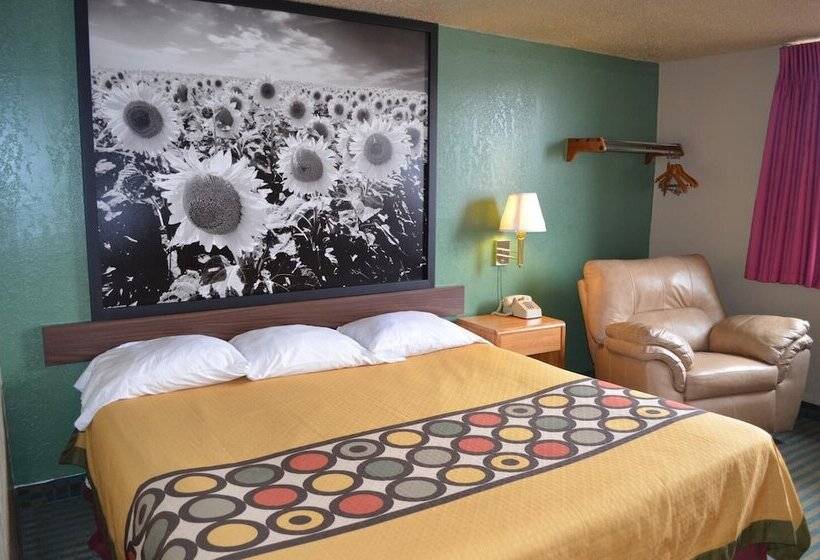 فندق على الطريق Super 8 By Wyndham Devils Lake