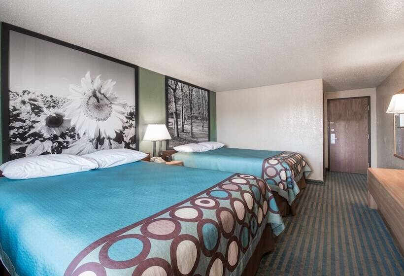 فندق على الطريق Super 8 By Wyndham Devils Lake