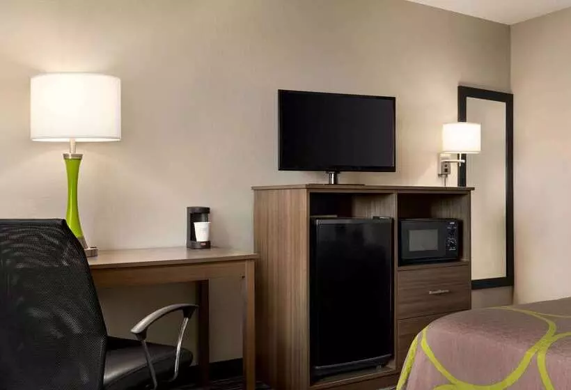 汽车旅馆  Super 8 By Wyndham Joliet I55 N/chicago