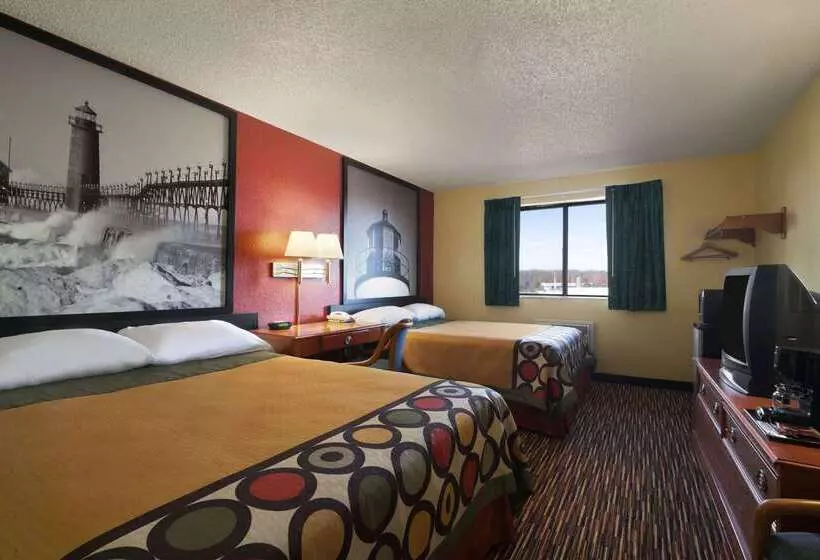 مُتل Super 8 By Wyndham Kalamazoo