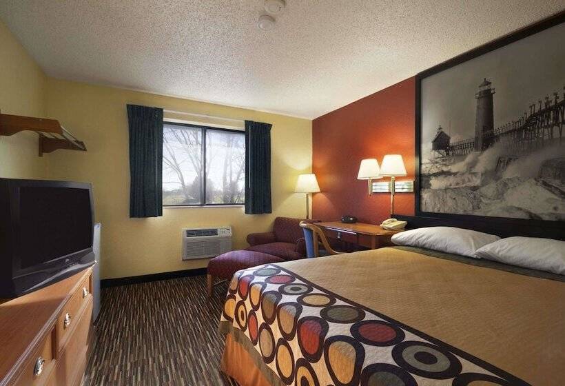 فندق على الطريق Super 8 By Wyndham Kalamazoo