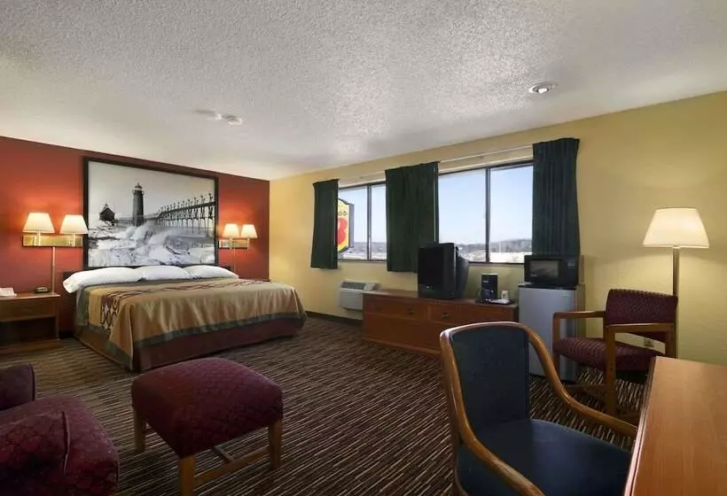 مُتل Super 8 By Wyndham Kalamazoo