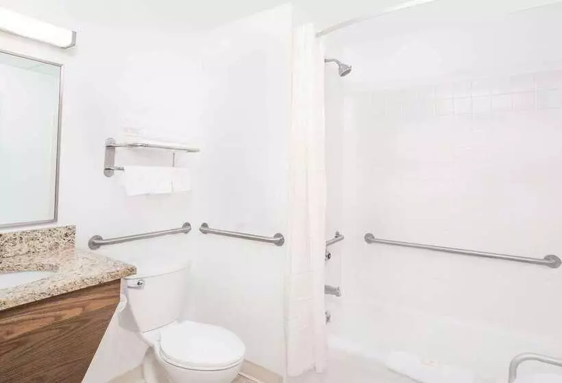 Мотель Super 8 By Wyndham Middletown