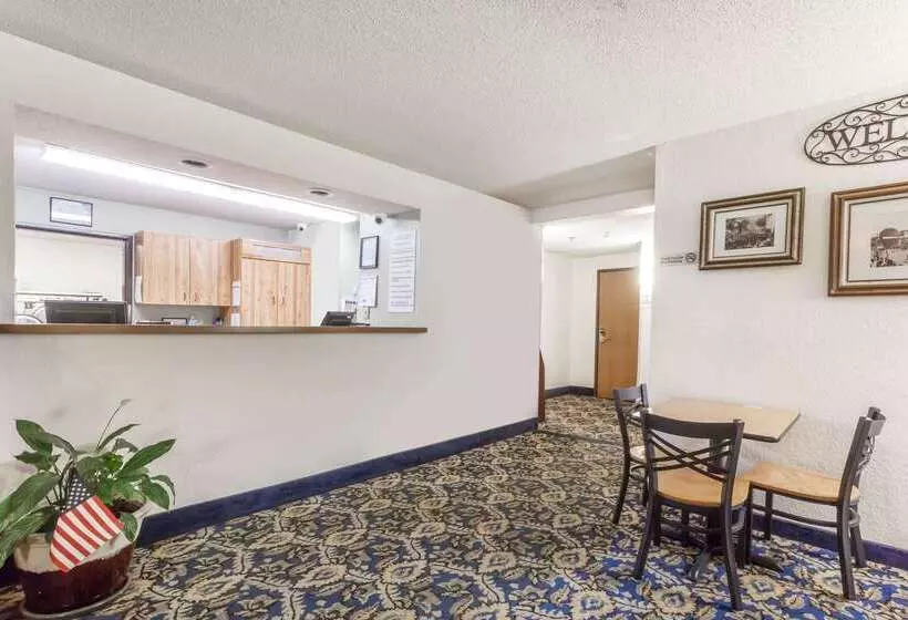 Motel Super 8 By Wyndham Norwich