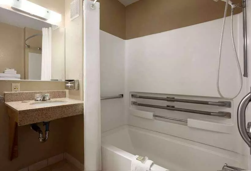 Мотель Super 8 By Wyndham Pulaski