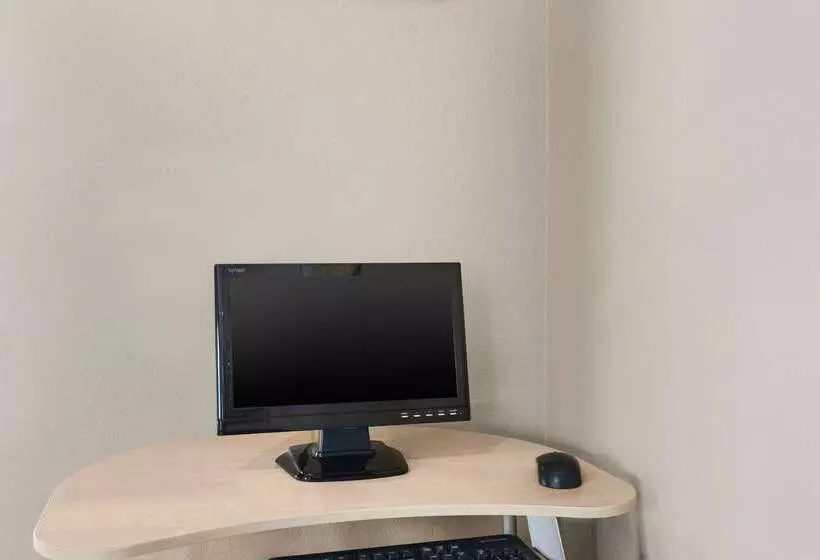 Мотель Super 8 By Wyndham Pulaski