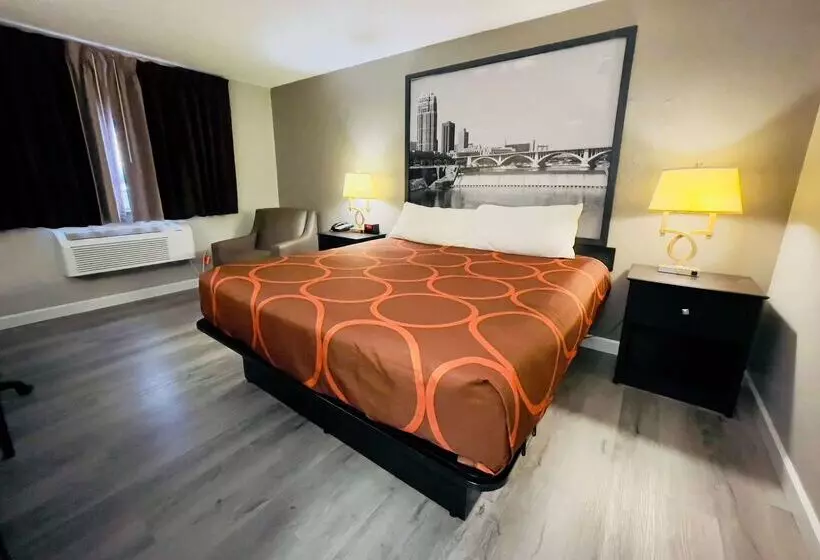 汽车旅馆  Super 8 By Wyndham Shakopee