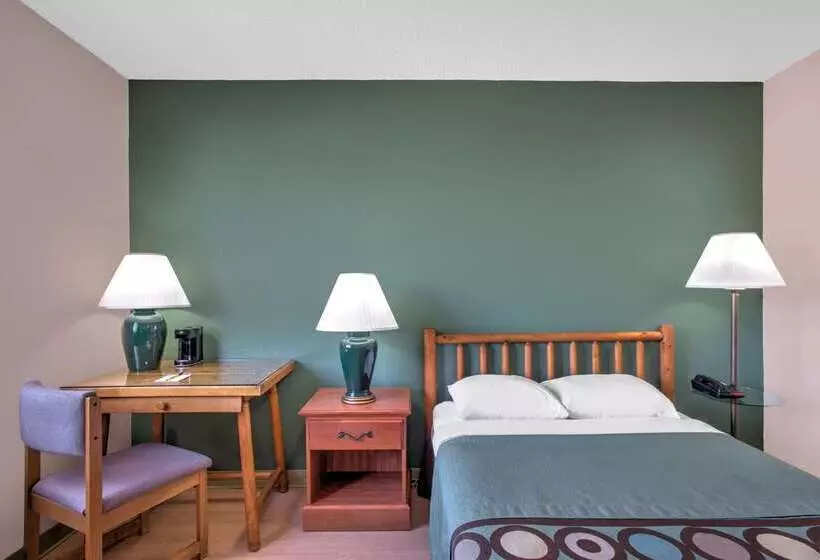 Motel Super 8 By Wyndham Ticonderoga