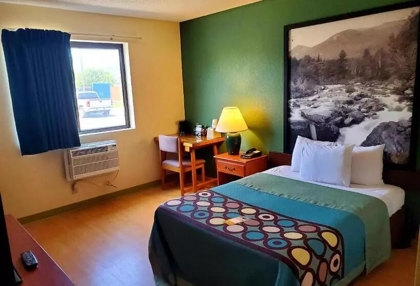 Motel Super 8 By Wyndham Ticonderoga