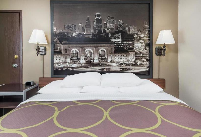 모텔 Super 8 By Wyndham Warrensburg