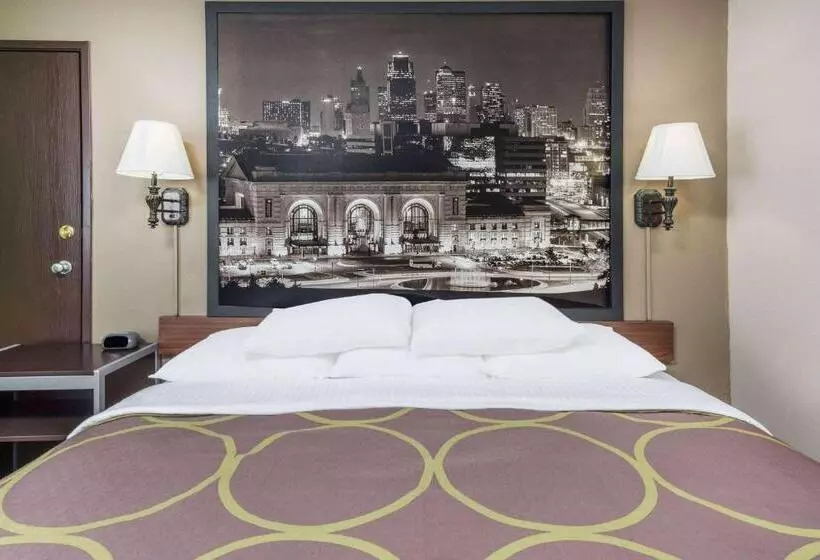 Мотель Super 8 By Wyndham Warrensburg