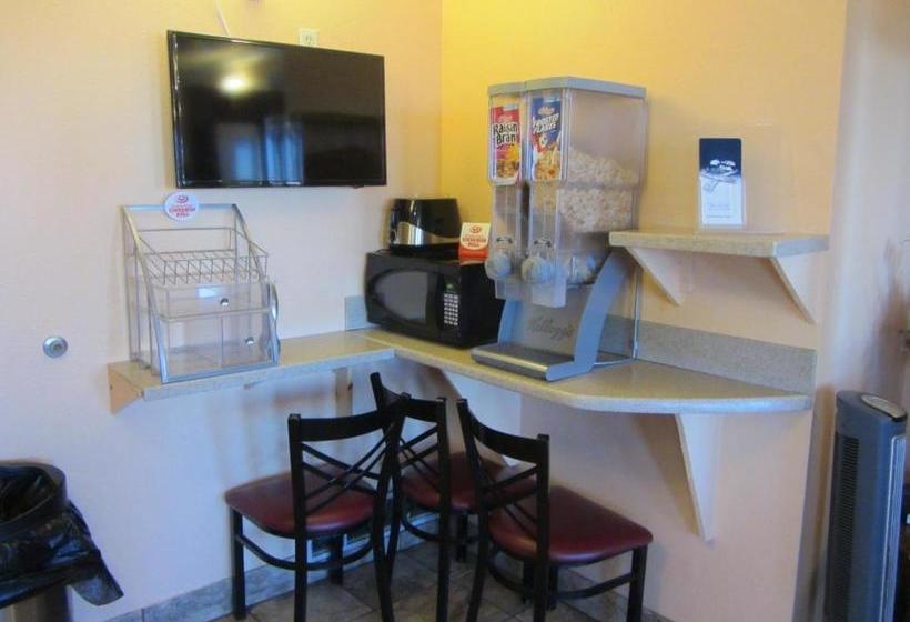 모텔 Super 8 By Wyndham Dalhart