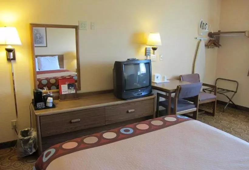 Мотель Super 8 By Wyndham Dalhart