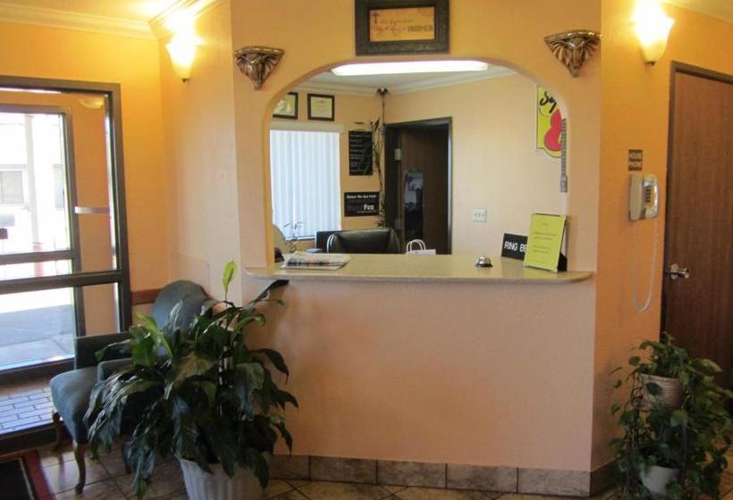 모텔 Super 8 By Wyndham Dalhart