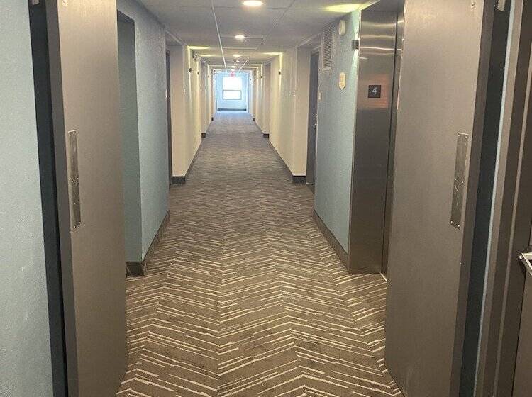 Quality Inn Spring Valleynanuet