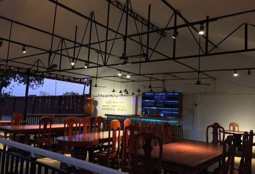 호텔 Rattanakvisal Boutique