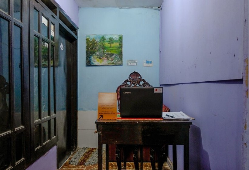 Vandrarhem Spot On 1716 Lada Family Residence Syariah