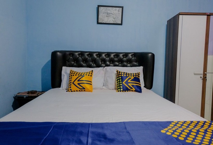 Vandrarhem Spot On 1716 Lada Family Residence Syariah