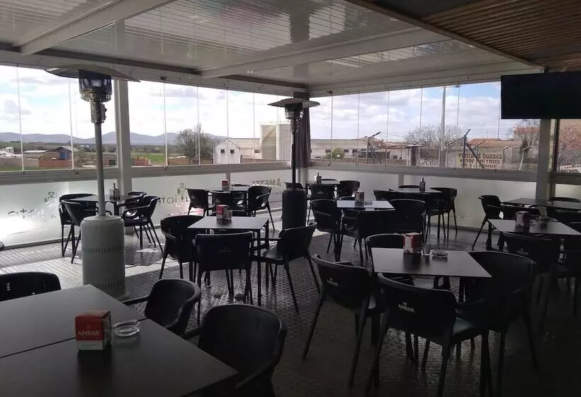 Hostal Restaurante El Quijote