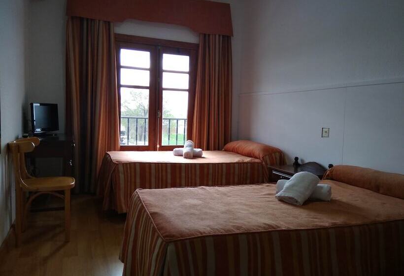 Hostal Restaurante El Quijote