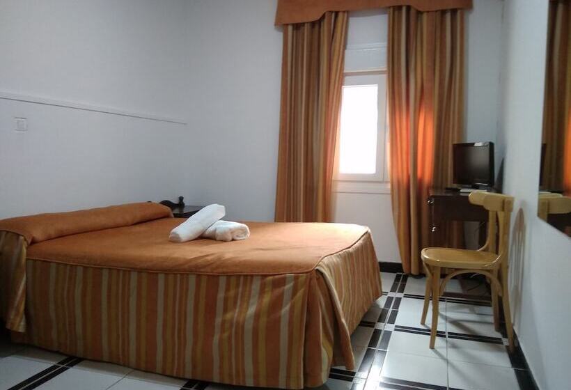 Hostal Restaurante El Quijote