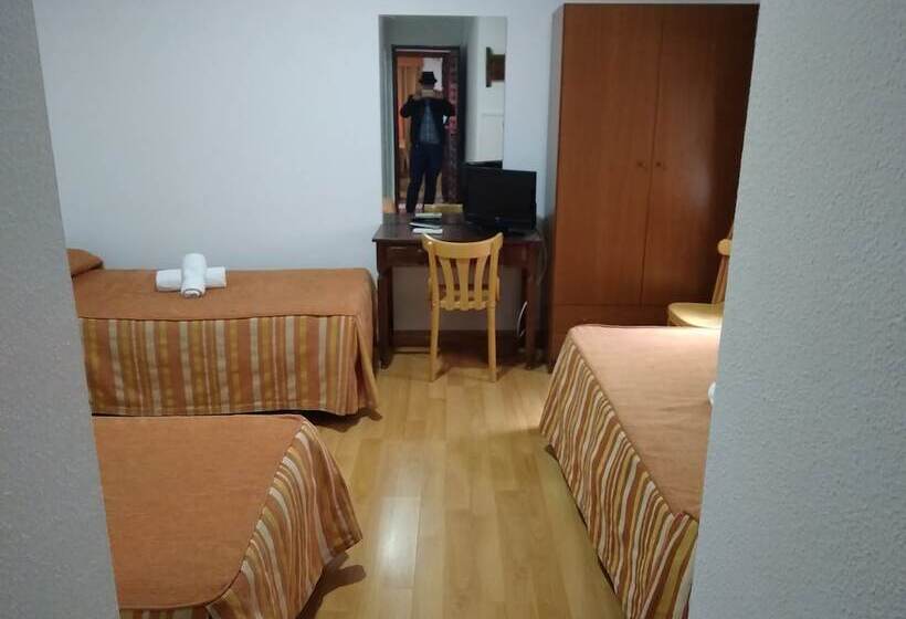 Hostal Restaurante El Quijote