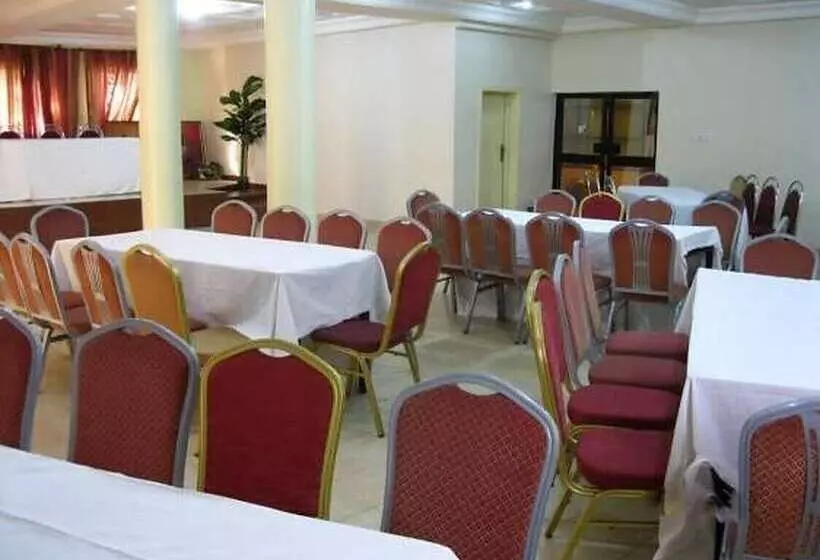 هتل Calabar Grand