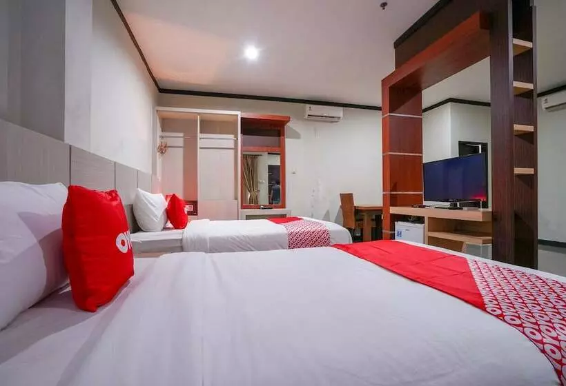 ホテル Capital O 2102 Grand Mutiara