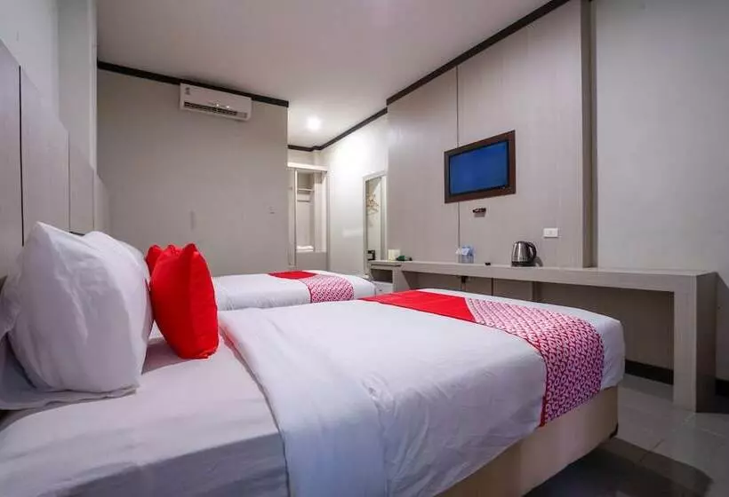 ホテル Capital O 2102 Grand Mutiara