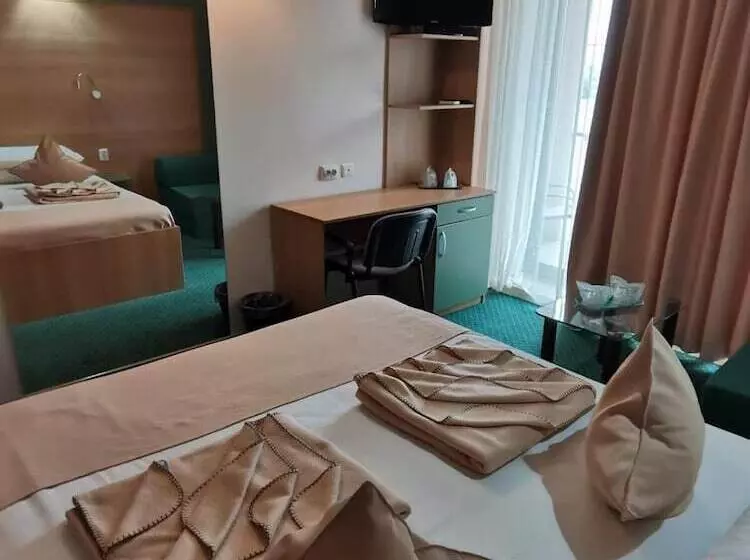 ホテル Delta Palace