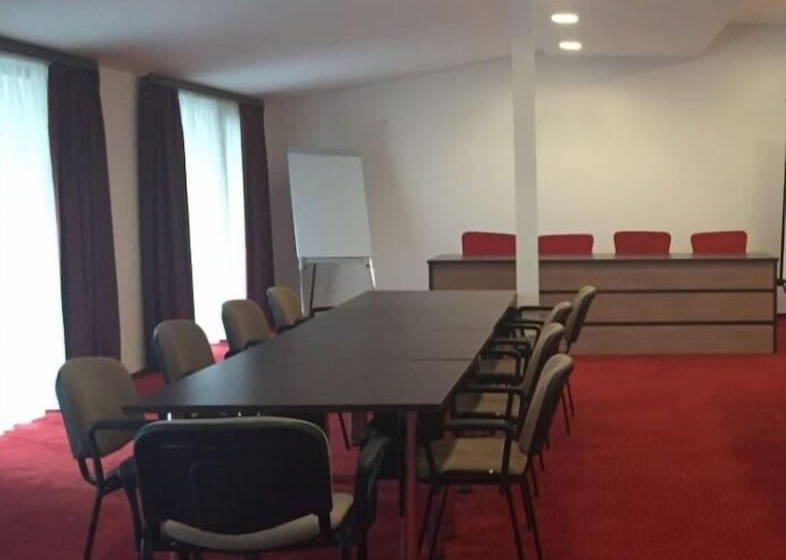 Отель Delta Palace