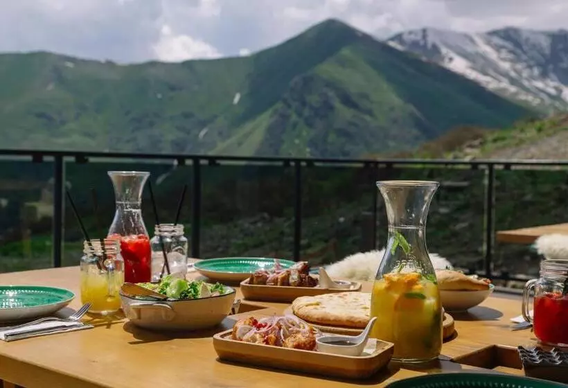 هتل Gudauri Lodge